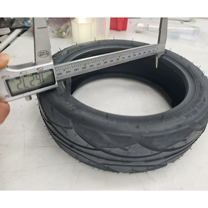 Pneu sem câmara original para  - Scooter Parts avaliação e preço